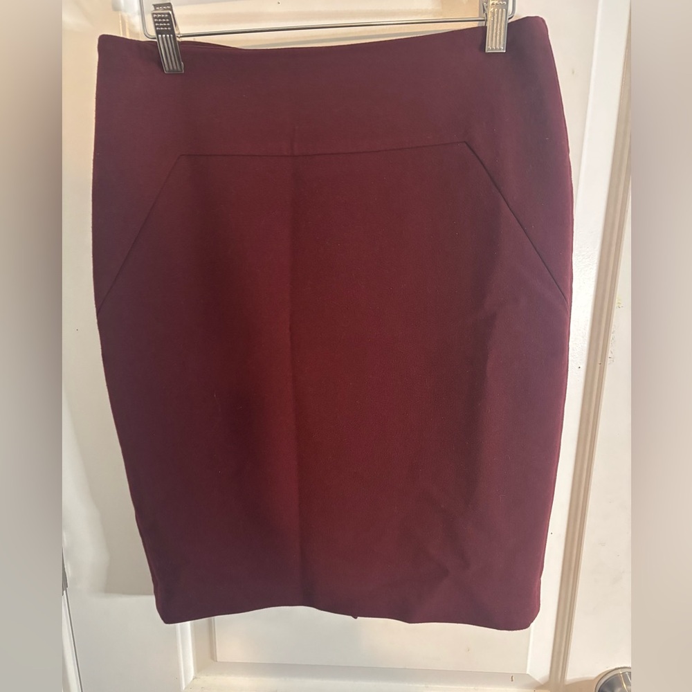 Ann Taylor Deep Red maroon Pencil Skirt size 6 petite EUC